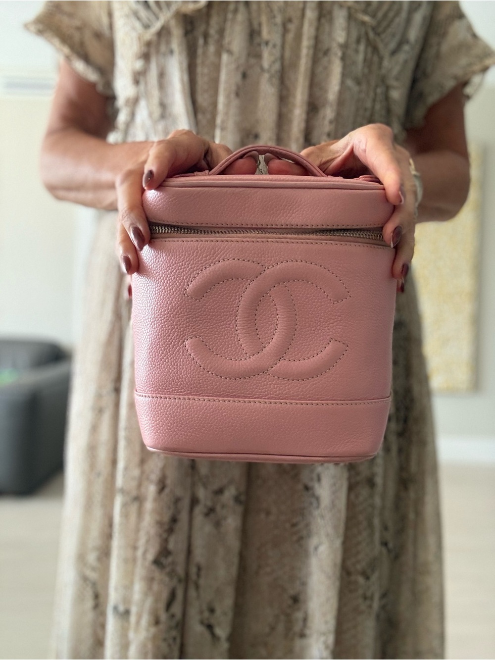 CHANEL Pink Caviar Leather Vanity Case with CC Logo